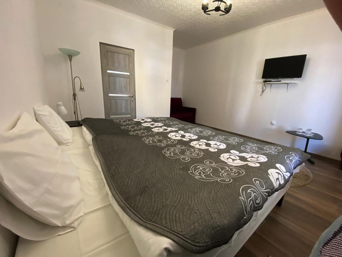 Olena Resort Briukhovychi Esterno foto