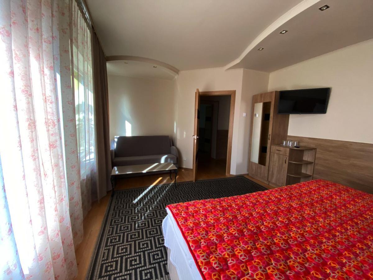 Olena Resort Briukhovychi Esterno foto
