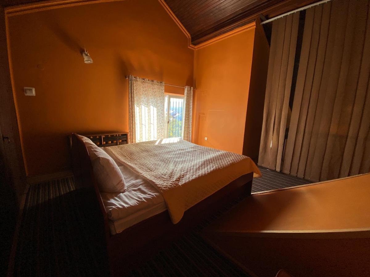 Olena Resort Briukhovychi Esterno foto
