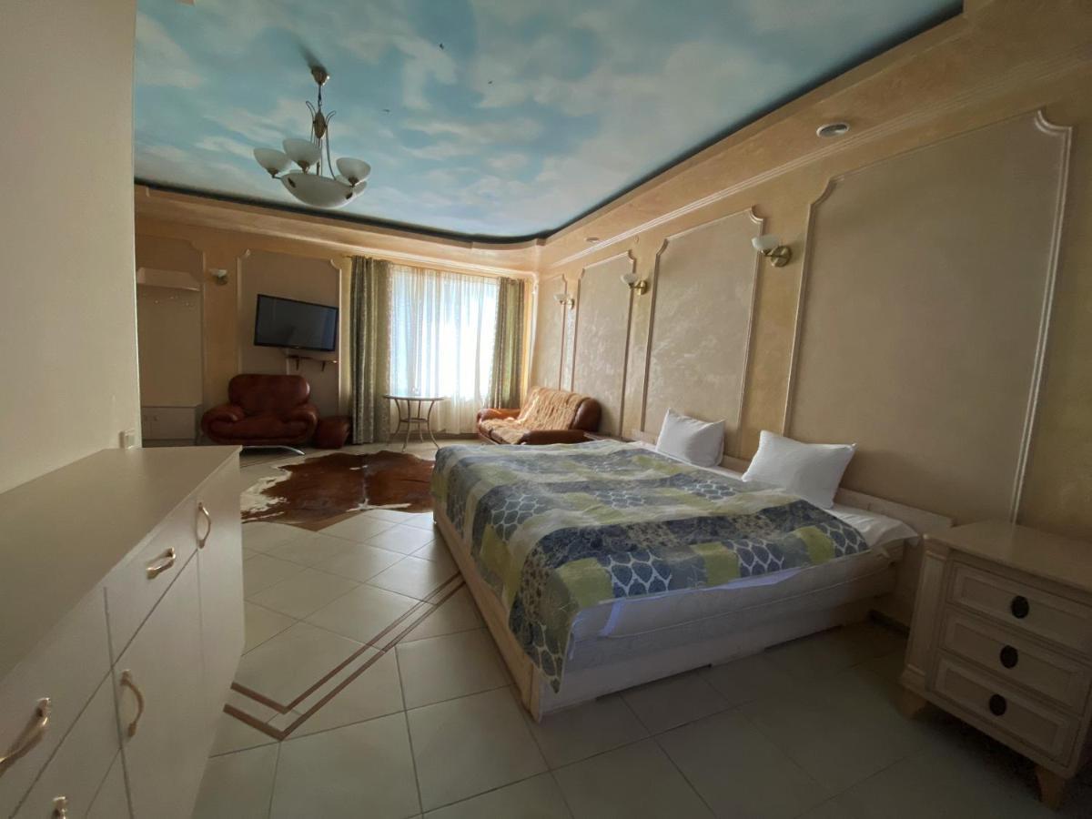 Olena Resort Briukhovychi Esterno foto