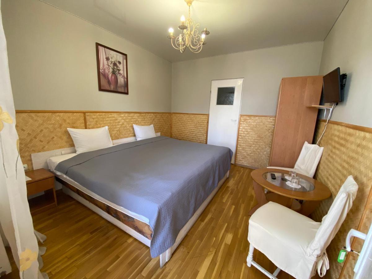 Olena Resort Briukhovychi Esterno foto