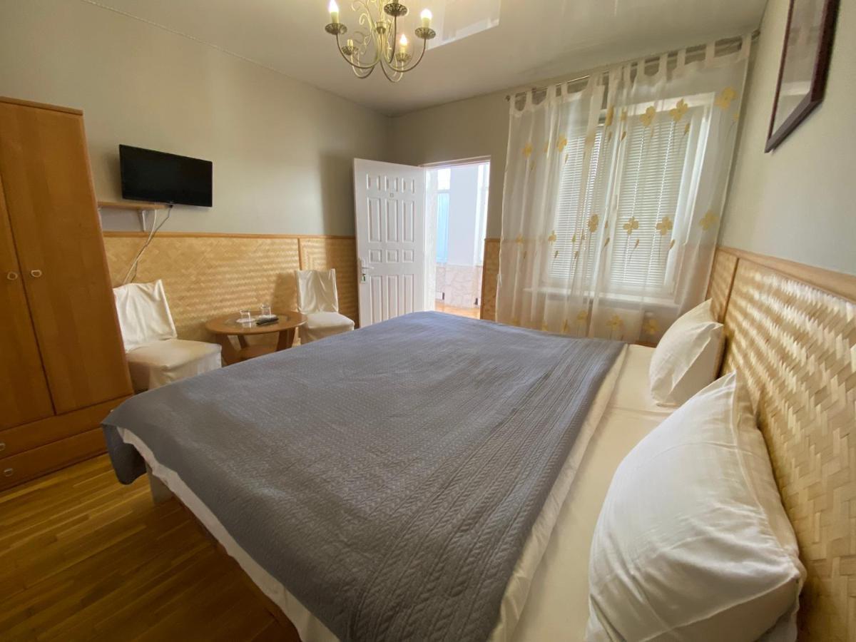 Olena Resort Briukhovychi Esterno foto