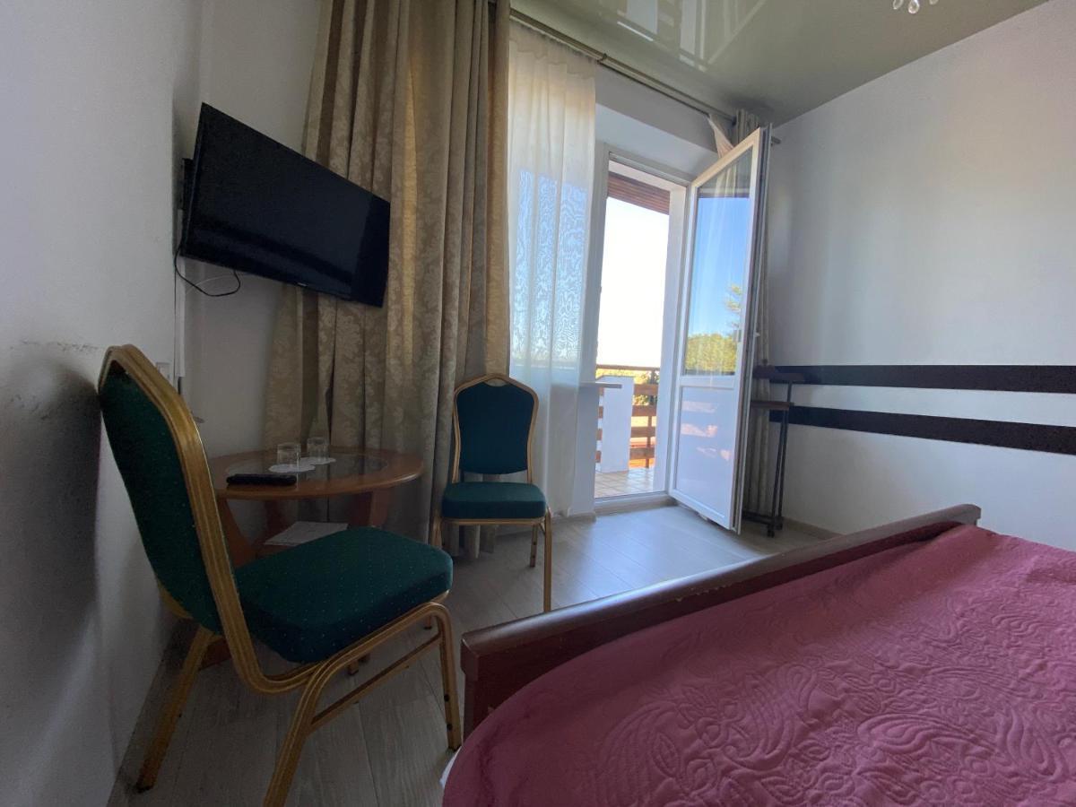 Olena Resort Briukhovychi Esterno foto